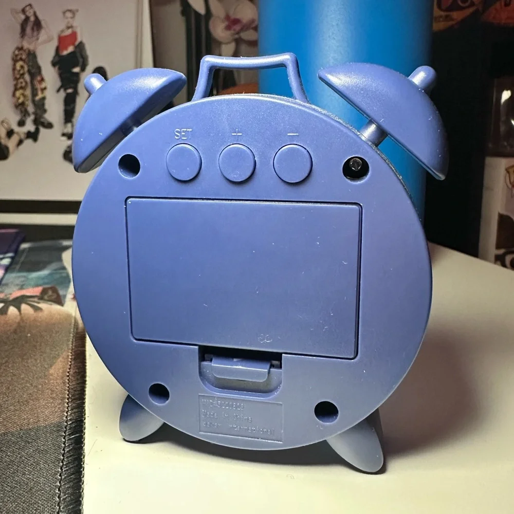 Small Desk Clock - Picture 4 of 6